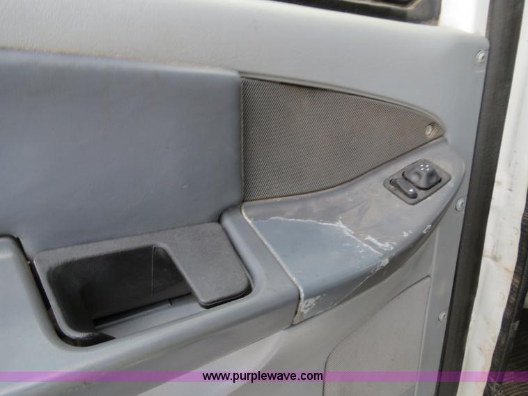 image for item B4593 1998 Freightliner Century Class semi truck