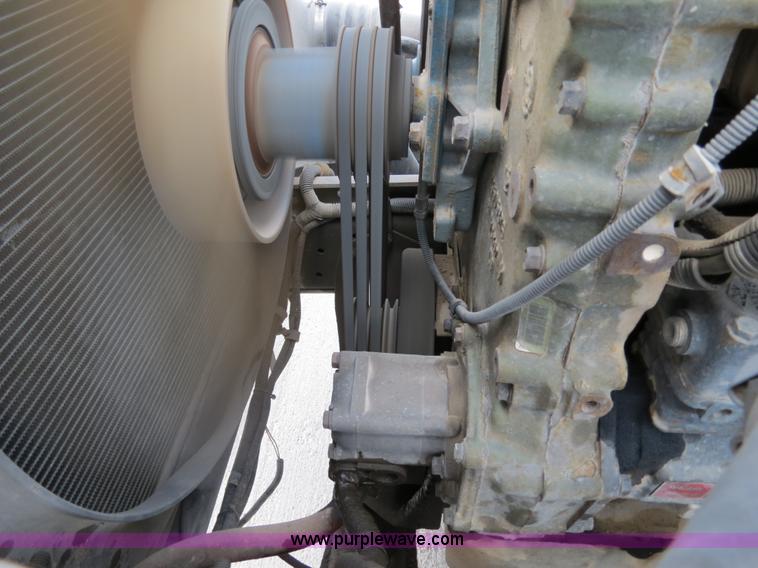 image for item B4593 1998 Freightliner Century Class semi truck