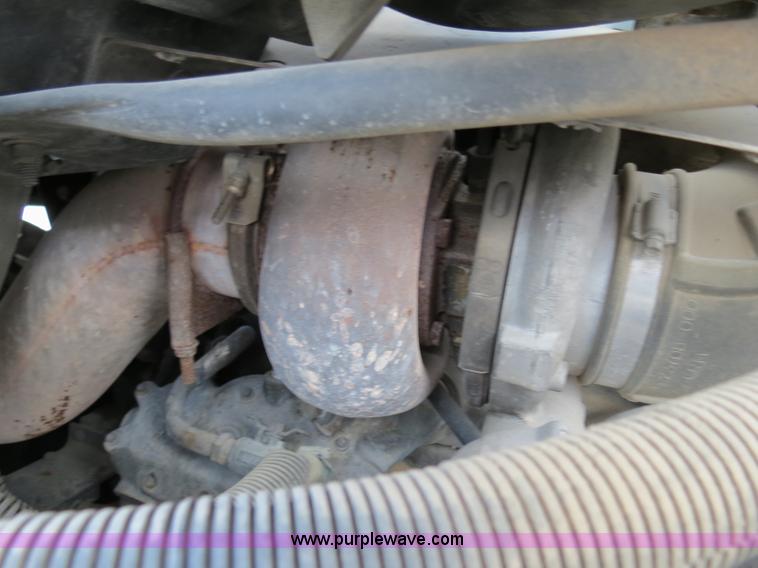 image for item B4593 1998 Freightliner Century Class semi truck