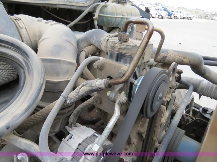 image for item B4593 1998 Freightliner Century Class semi truck