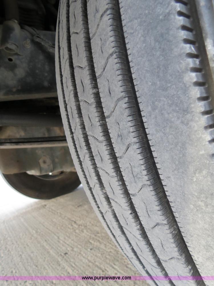 image for item B4593 1998 Freightliner Century Class semi truck