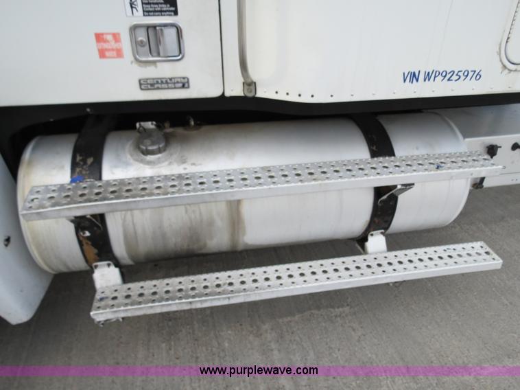 image for item B4593 1998 Freightliner Century Class semi truck