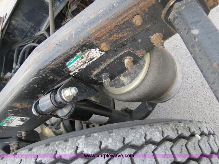 image for item B4593 1998 Freightliner Century Class semi truck