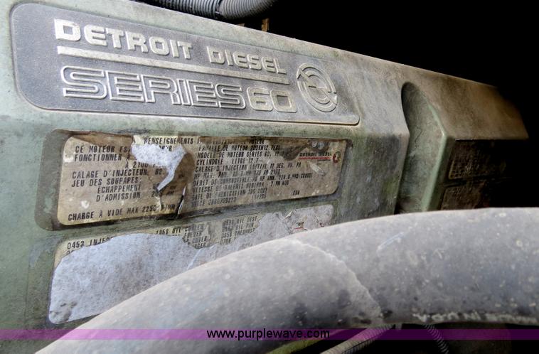 image for item B4594 2003 Freightliner ST120 semi truck