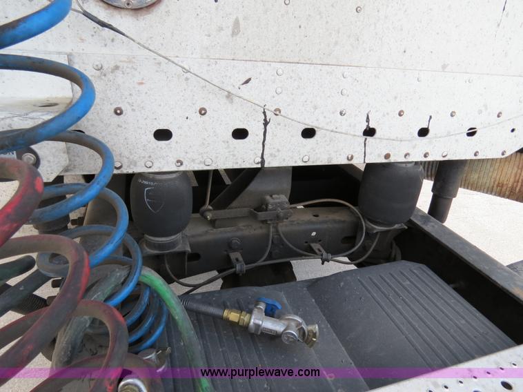 image for item B4594 2003 Freightliner ST120 semi truck