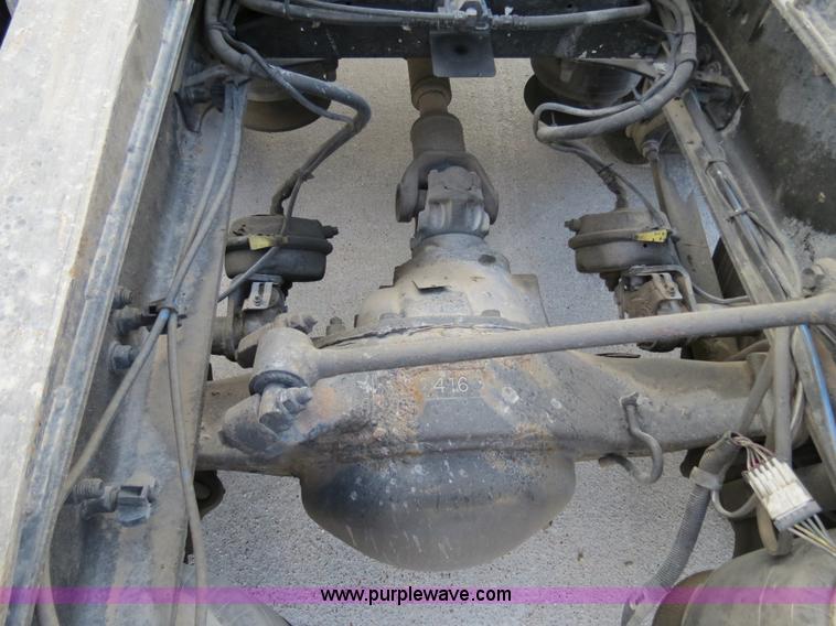 image for item B4594 2003 Freightliner ST120 semi truck