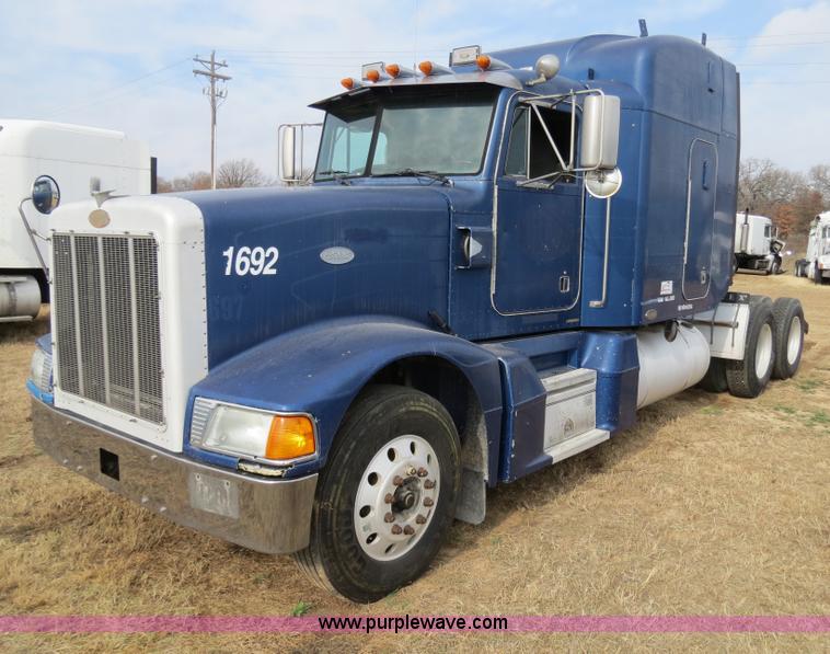 image for item B4595 1998 Peterbilt 377 semi truck