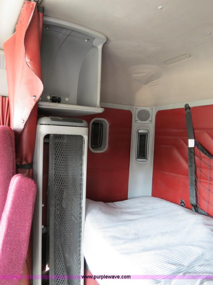 image for item B4603 2003 Freightliner ST120 semi truck