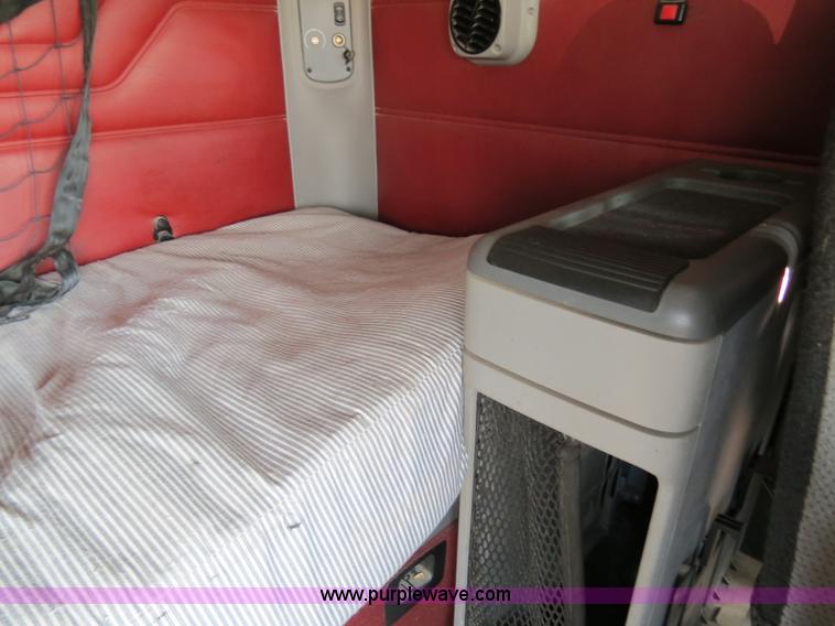 image for item B4603 2003 Freightliner ST120 semi truck