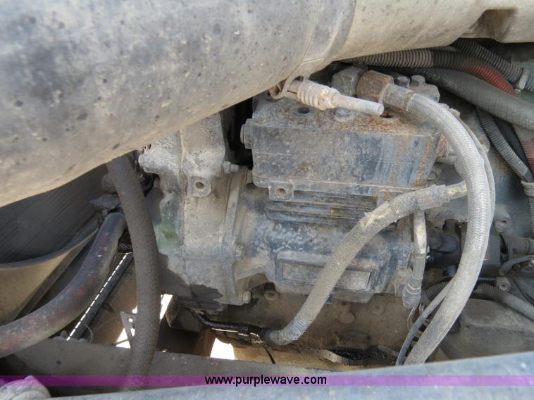 image for item B4603 2003 Freightliner ST120 semi truck