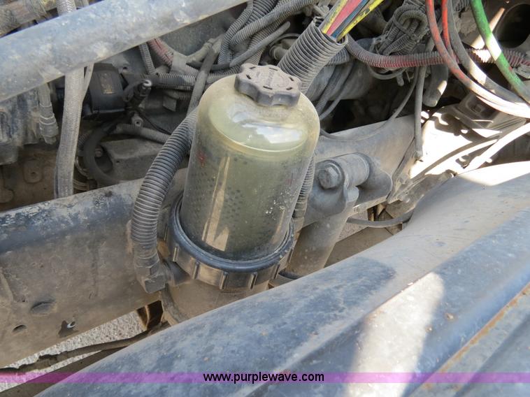 image for item B4603 2003 Freightliner ST120 semi truck