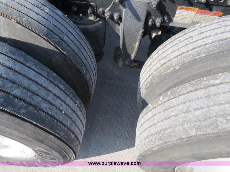 image for item B4603 2003 Freightliner ST120 semi truck