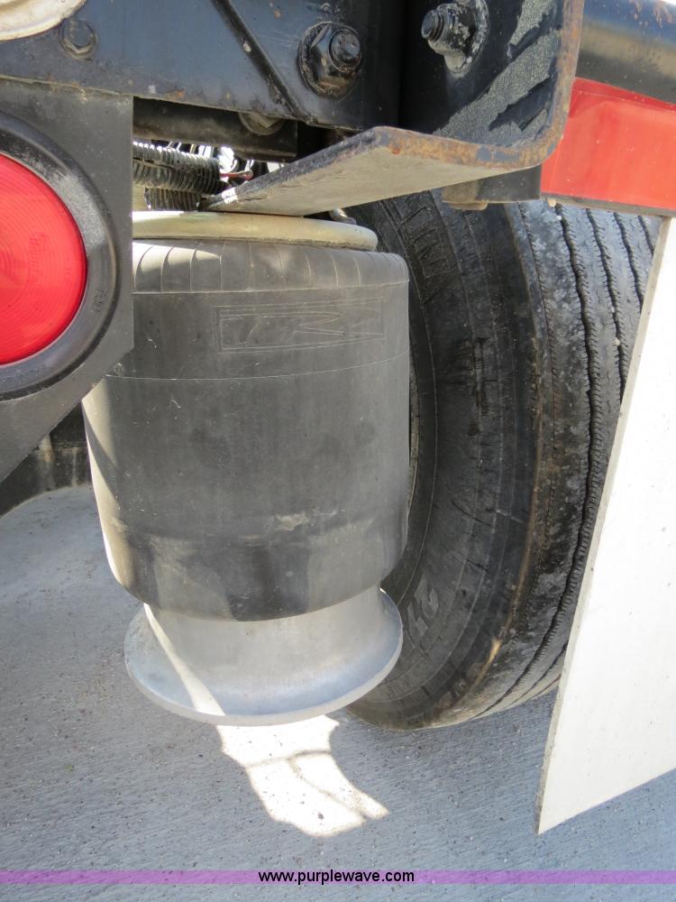 image for item B4603 2003 Freightliner ST120 semi truck