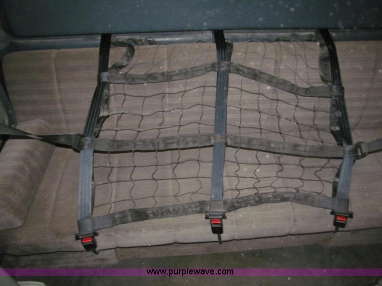 image for item B5340 1997 Kenworth T600 semi truck