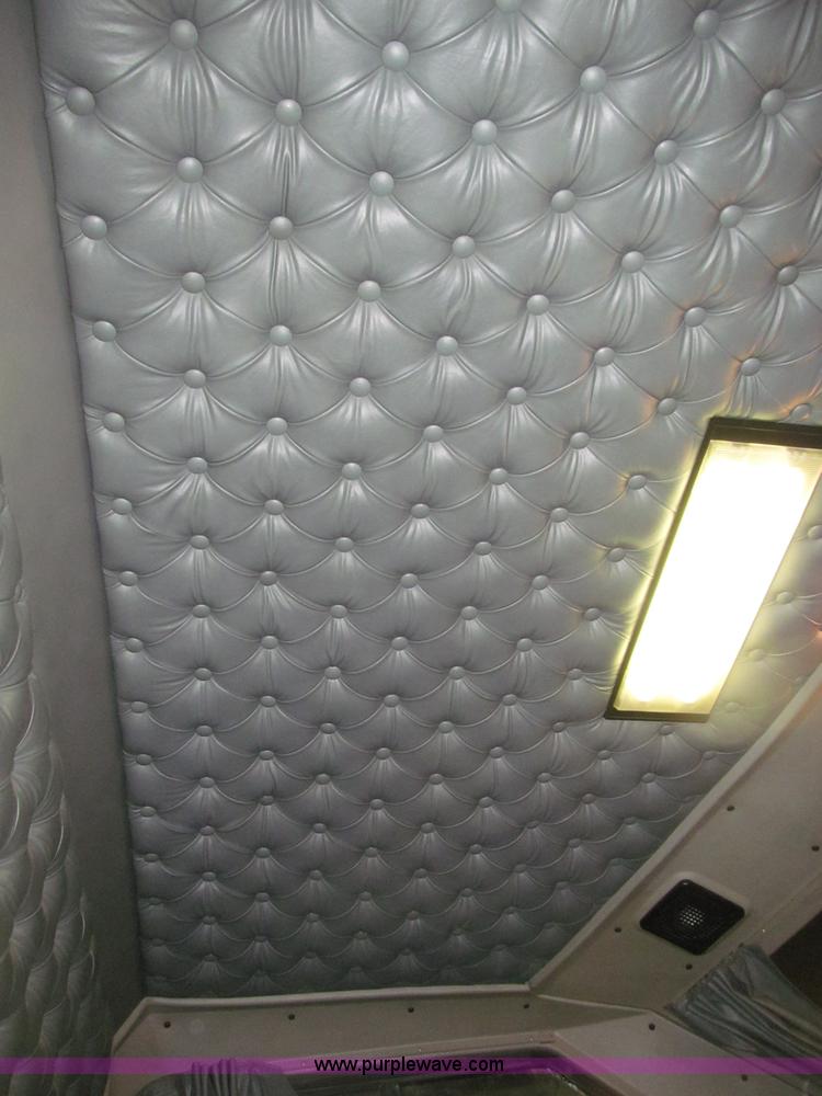 image for item B5340 1997 Kenworth T600 semi truck