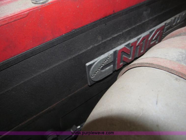 image for item B5340 1997 Kenworth T600 semi truck