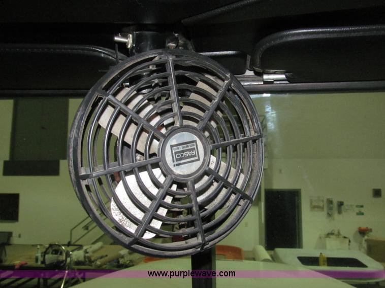 image for item B5342 1995 Freightliner FLD120 semi truck