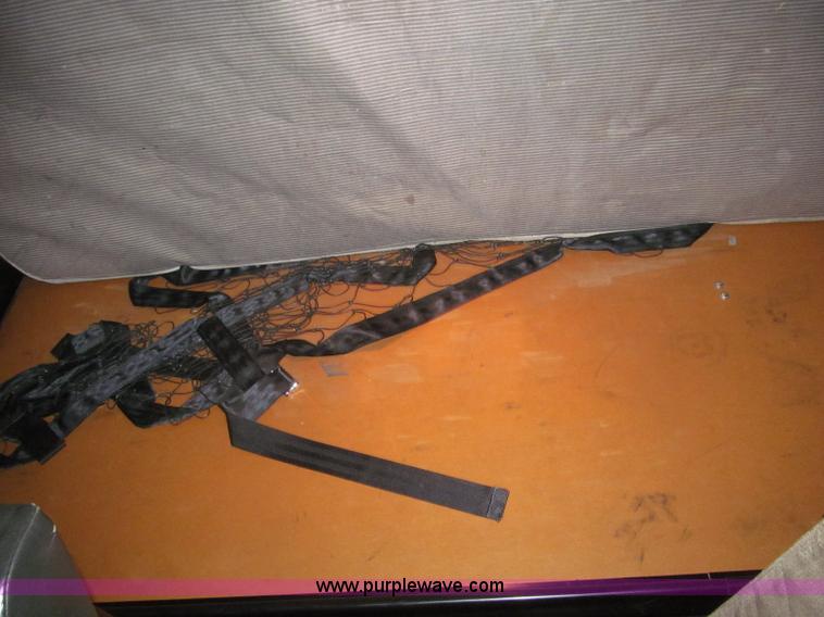 image for item B5342 1995 Freightliner FLD120 semi truck