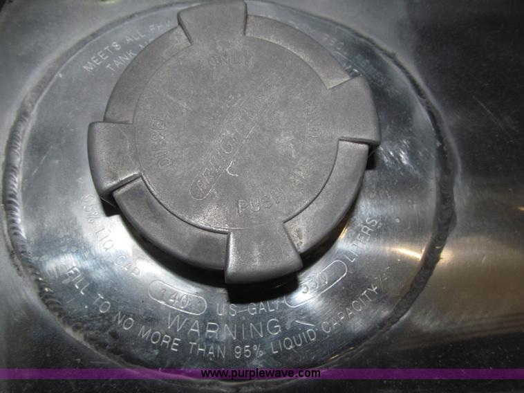 image for item B5342 1995 Freightliner FLD120 semi truck