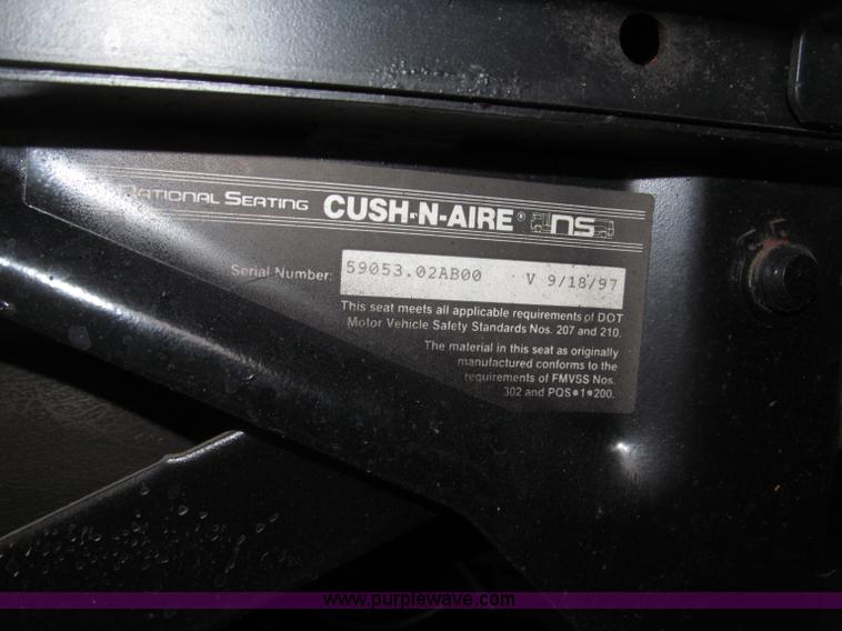 image for item B5342 1995 Freightliner FLD120 semi truck