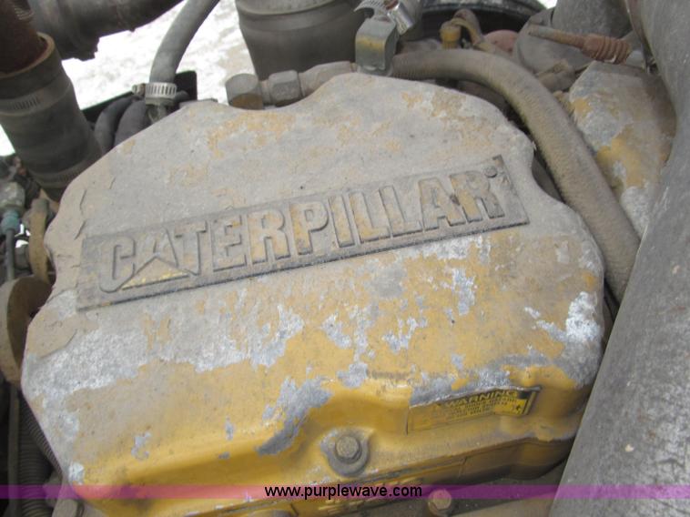 image for item B5345 1995 Freightliner FLD112 64ST semi truck