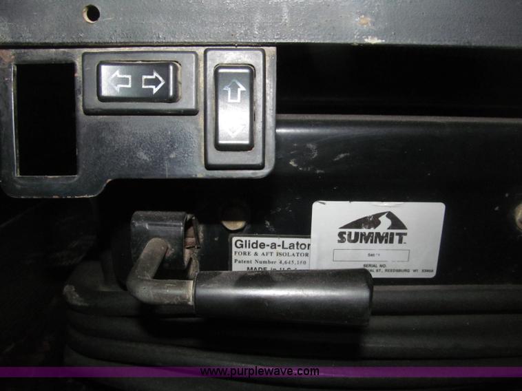 image for item B5348 1998 Freightliner FLD120 day cab semi truck