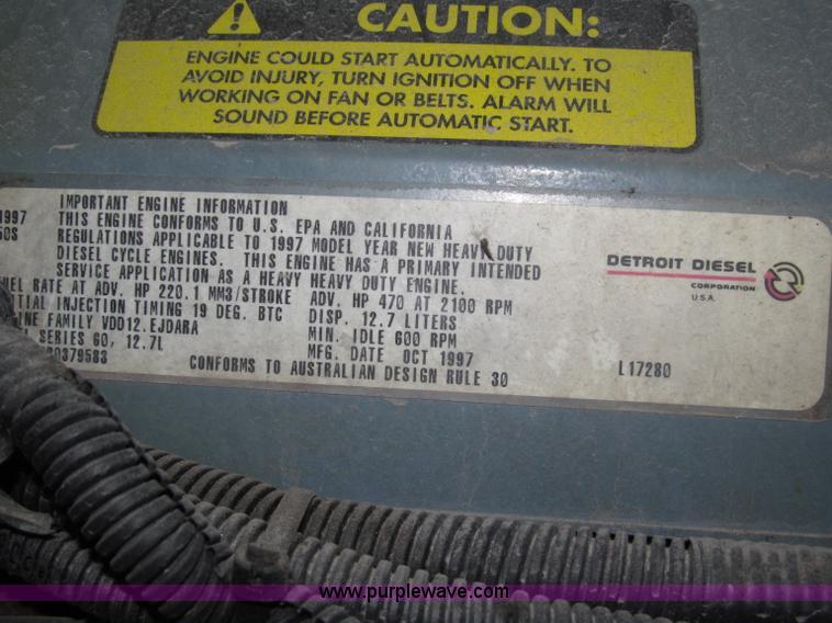 image for item B5348 1998 Freightliner FLD120 day cab semi truck