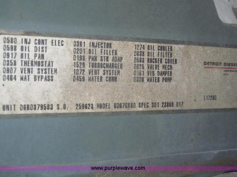 image for item B5348 1998 Freightliner FLD120 day cab semi truck