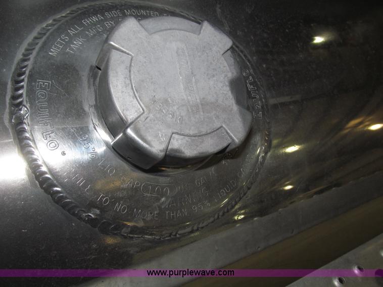 image for item B5348 1998 Freightliner FLD120 day cab semi truck