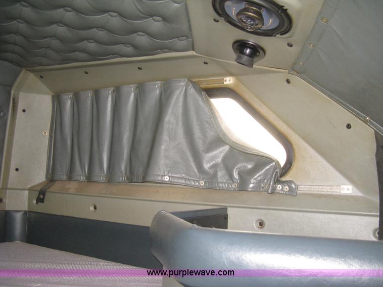 image for item B8407 1996 Kenworth T600B semi truck