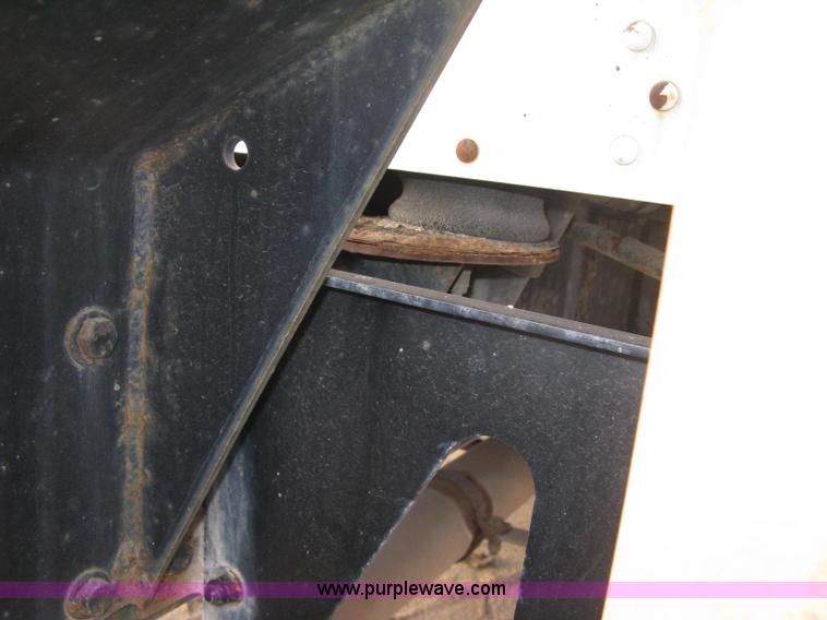 image for item B8407 1996 Kenworth T600B semi truck