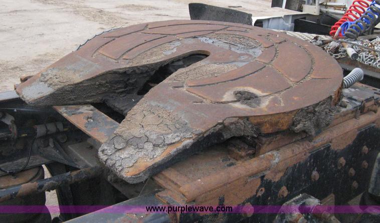 image for item B8407 1996 Kenworth T600B semi truck