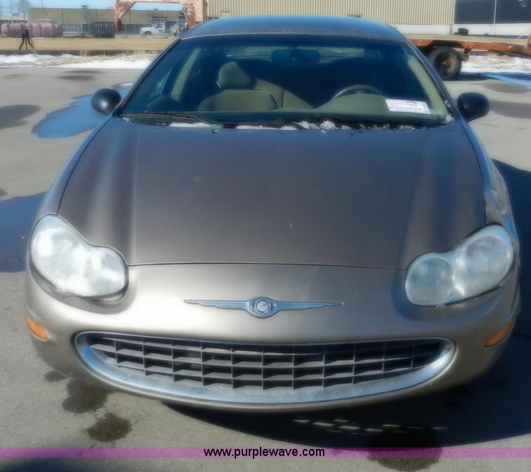 image for item A3903 1999 Chrysler Concorde LX