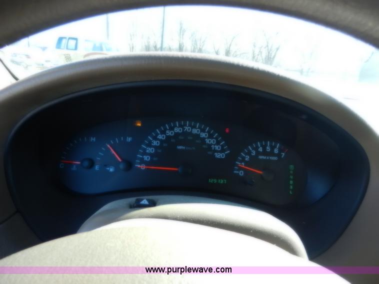 image for item A3903 1999 Chrysler Concorde LX