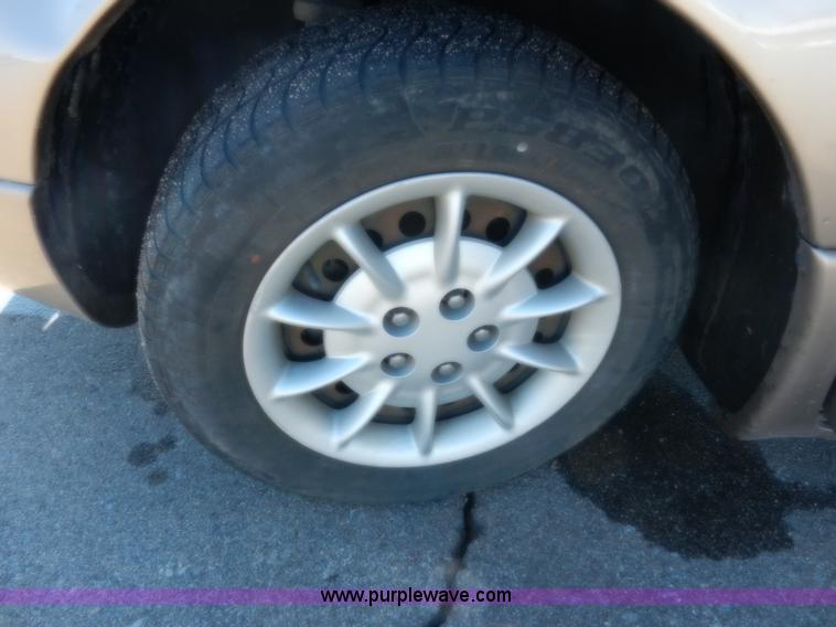 image for item A3903 1999 Chrysler Concorde LX