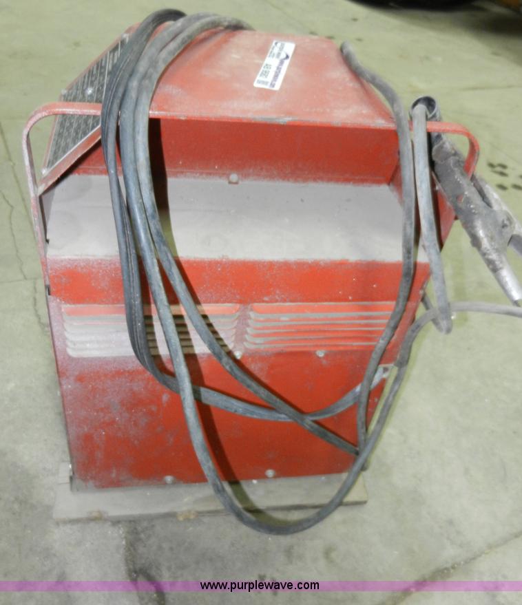 image for item AB9582 Lincoln AC/DC arc welder