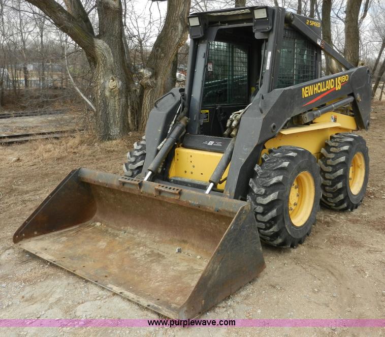image for item AB9597 New Holland LS180 skid steer