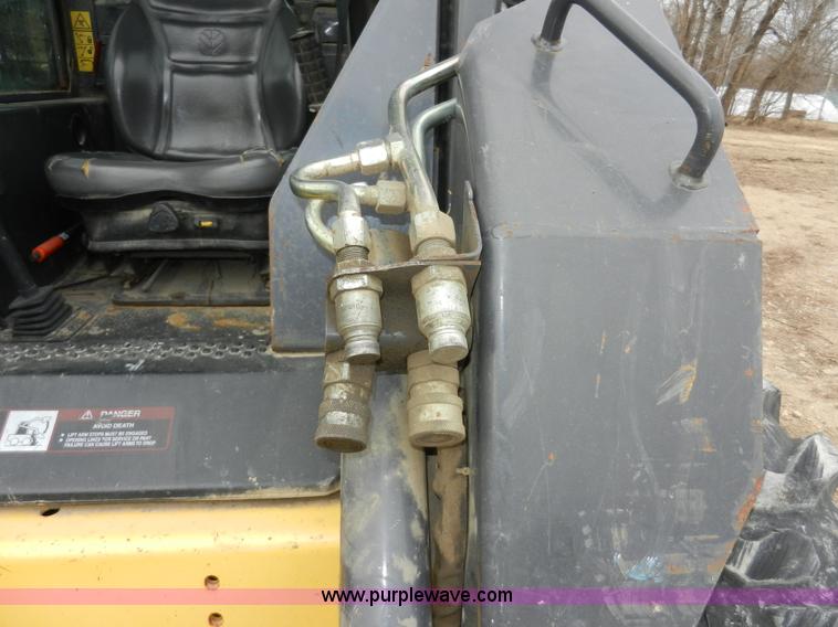 image for item AB9597 New Holland LS180 skid steer