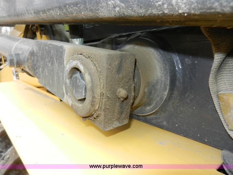 image for item AB9597 New Holland LS180 skid steer