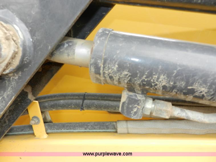 image for item AB9597 New Holland LS180 skid steer