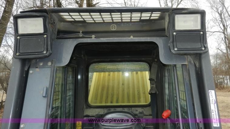 image for item AB9597 New Holland LS180 skid steer