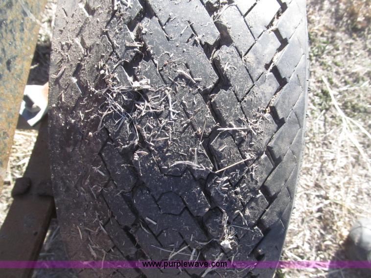 image for item B5329 1972 ShorLine 16' pontoon boat trailer