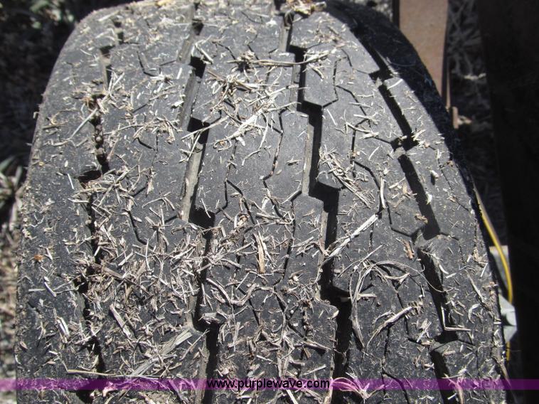 image for item B5329 1972 ShorLine 16' pontoon boat trailer