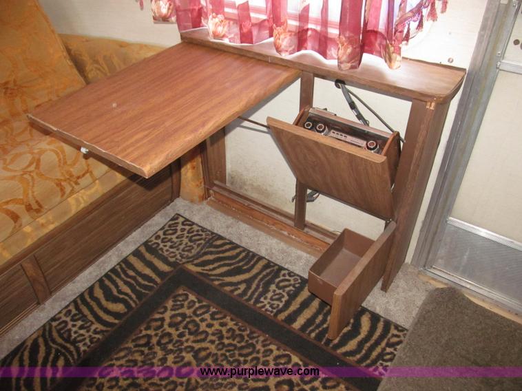 image for item B5337 1976 Airstream S0V31 31' travel trailer