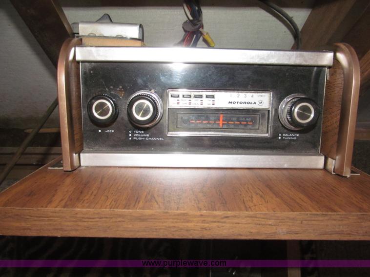 image for item B5337 1976 Airstream S0V31 31' travel trailer