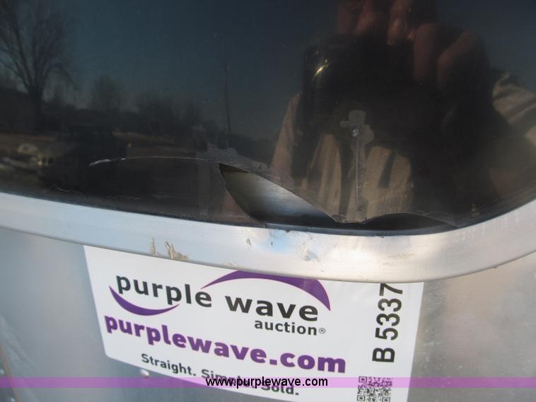 image for item B5337 1976 Airstream S0V31 31' travel trailer