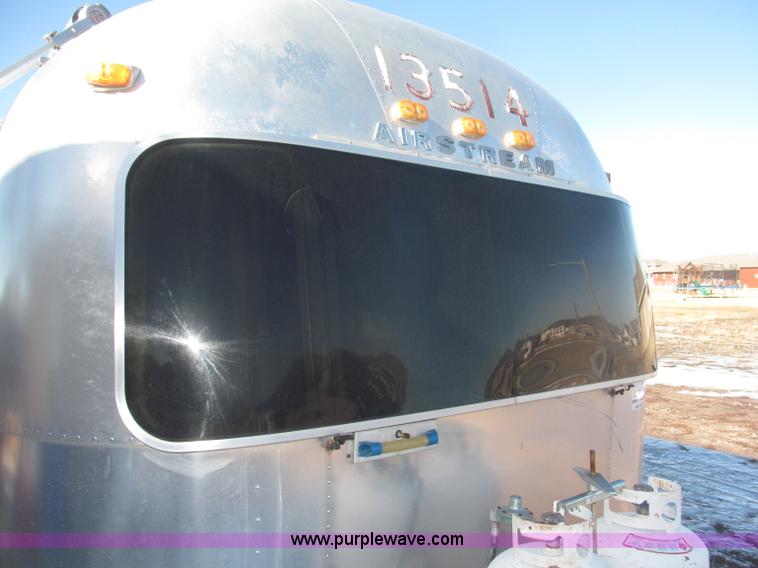 image for item B5337 1976 Airstream S0V31 31' travel trailer