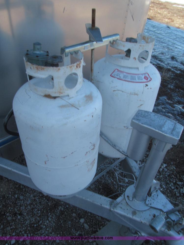 image for item B5337 1976 Airstream S0V31 31' travel trailer