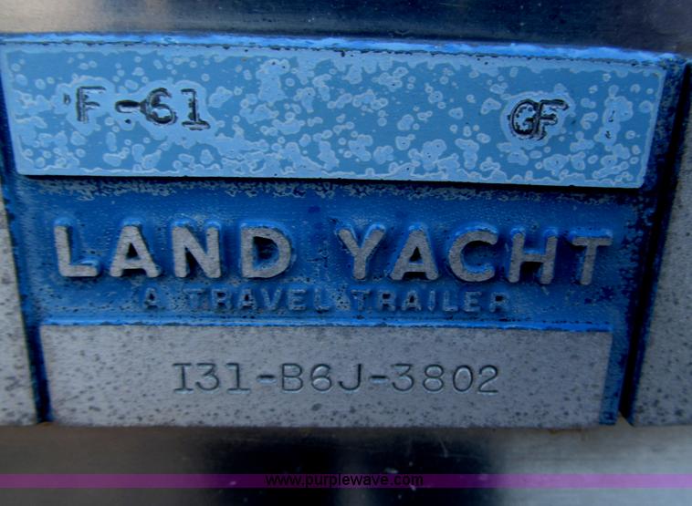 image for item B5337 1976 Airstream S0V31 31' travel trailer