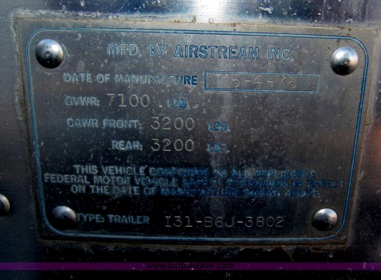 image for item B5337 1976 Airstream S0V31 31' travel trailer